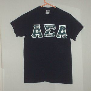 Philadelphia Eagles T-shirt - New - size small